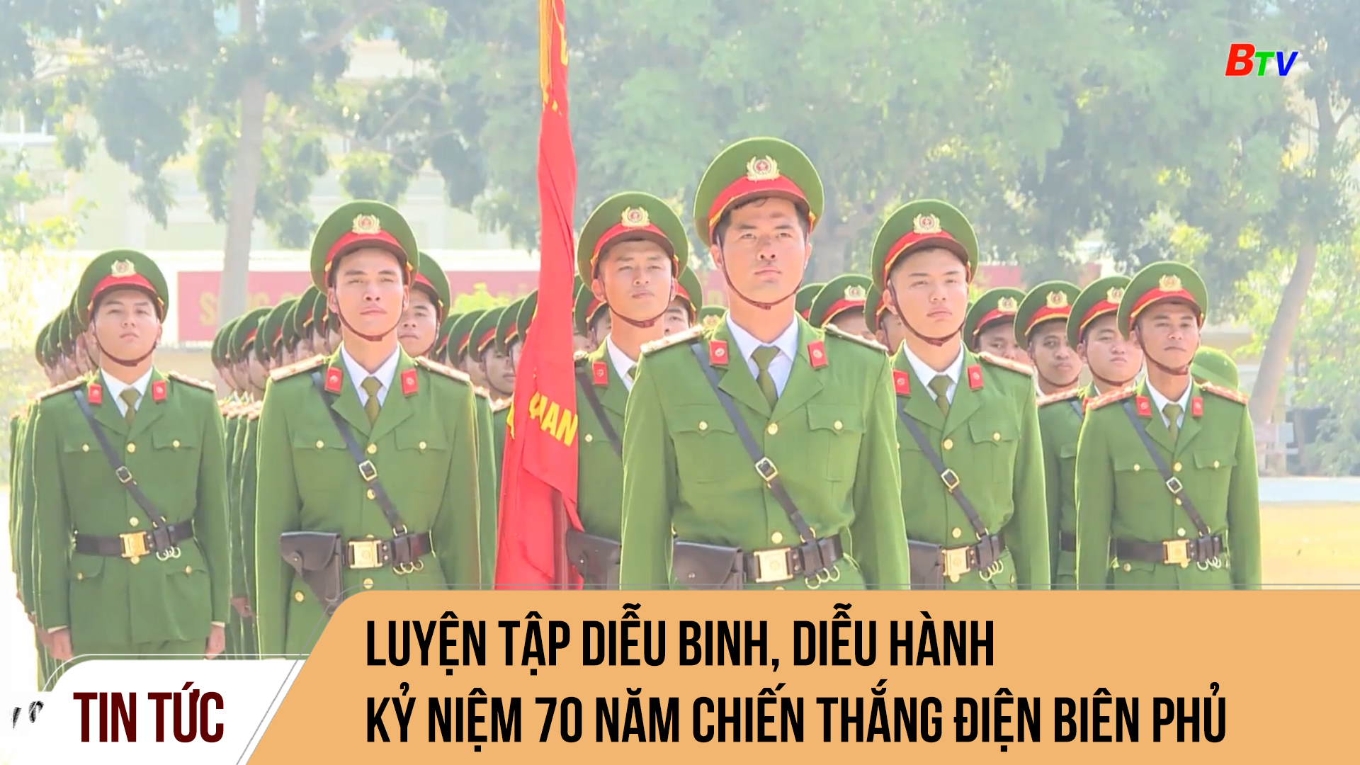 Luyện tập diễu binh, diễu hành Kỷ niệm 70 năm chiến thắng Điện Biên Phủ