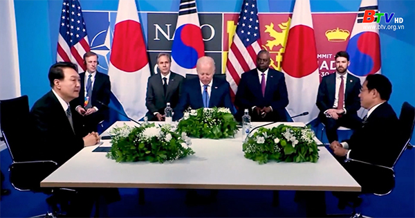 Tổng thống Hàn Quốc kêu gọi phi hạt nhân hóa bán đảo Triều Tiên