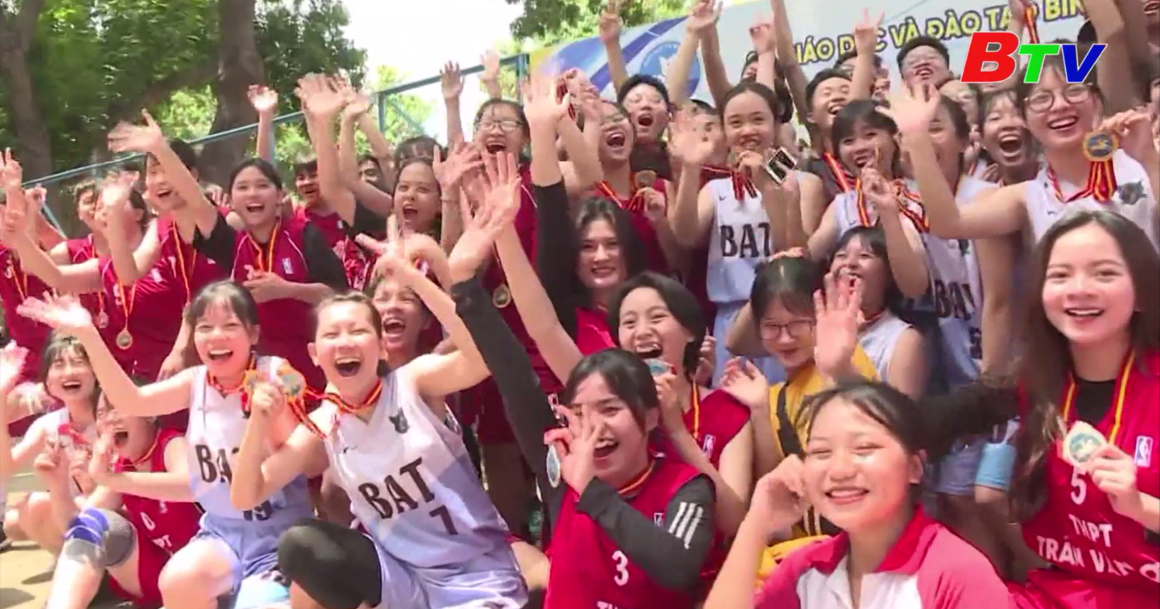 Trường THPT Trần Văn Ơn - Điểm sáng phong trào bóng rổ học đường