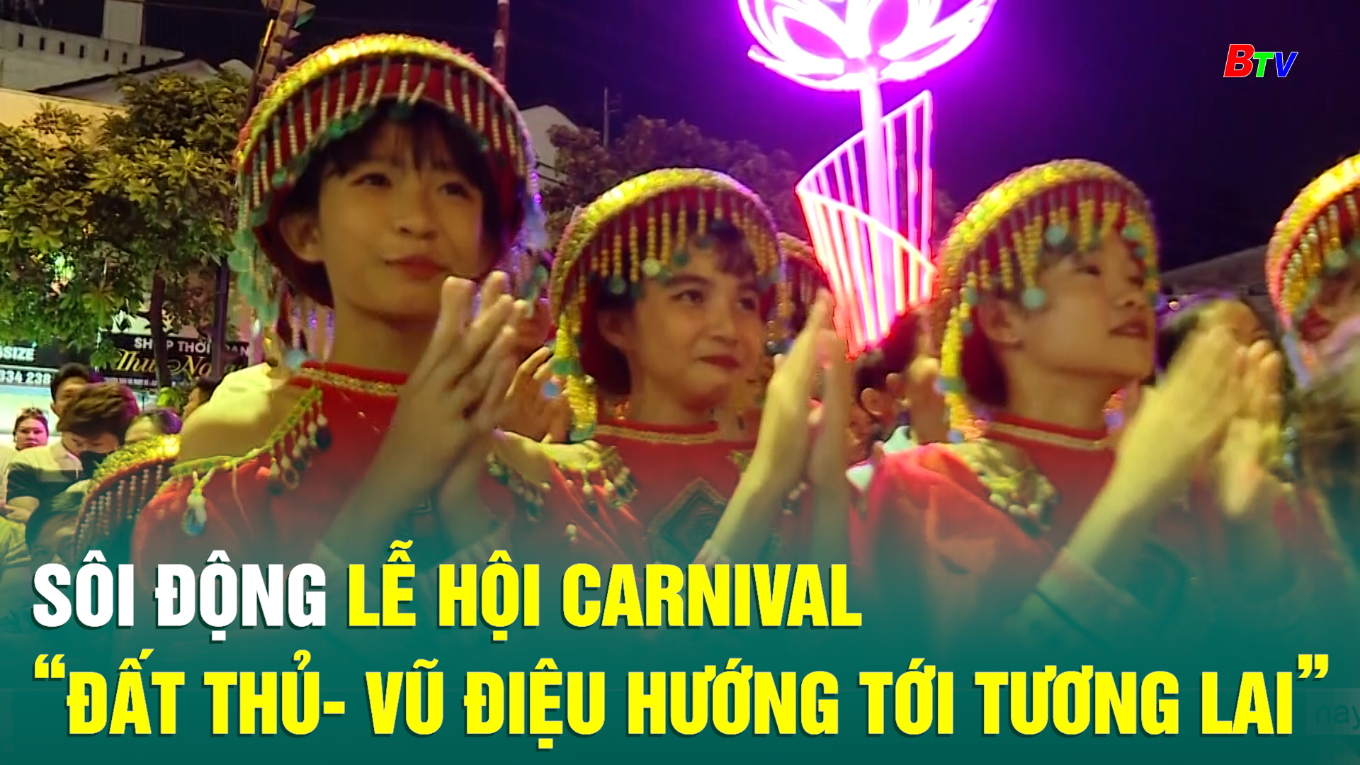 Sôi động lễ hội Carnival “Đất Thủ- Vũ điệu hướng tới tương lai”