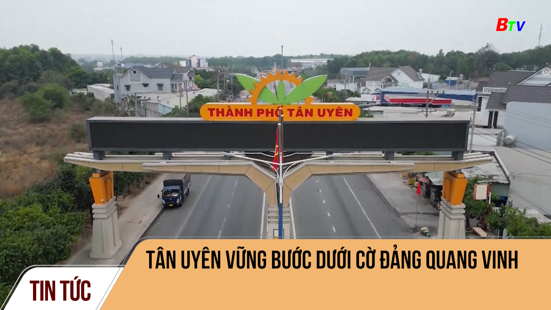 Tân Uyên vững bước dưới cờ Đảng quang vinh