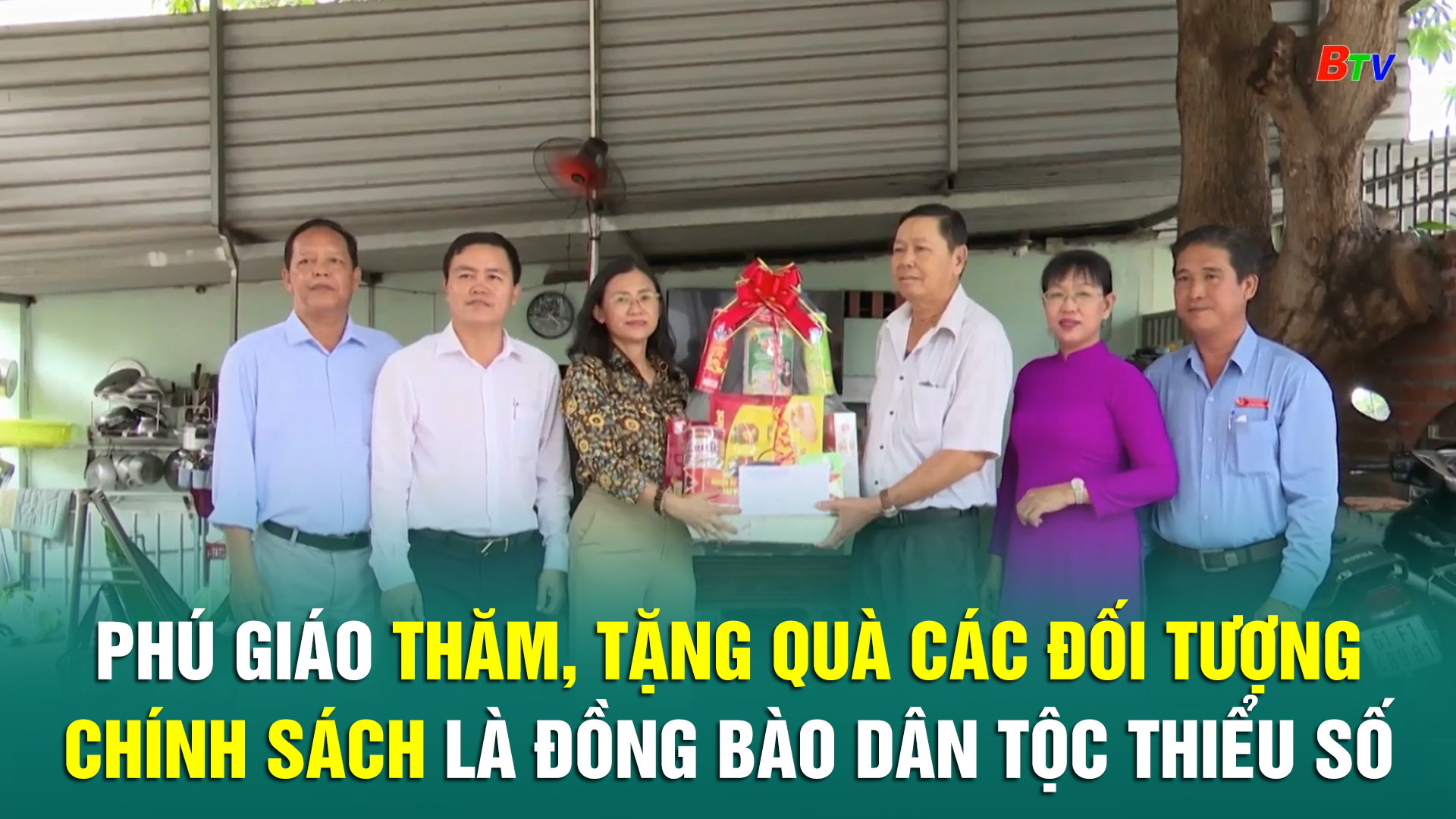 Phú Giáo thăm, tặng quà các đối tượng chính sách là đồng bào dân tộc thiểu số