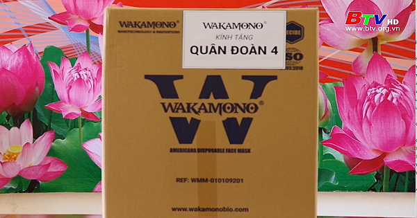 	Trao tặng khẩu trang y tế phòng, chống dịch