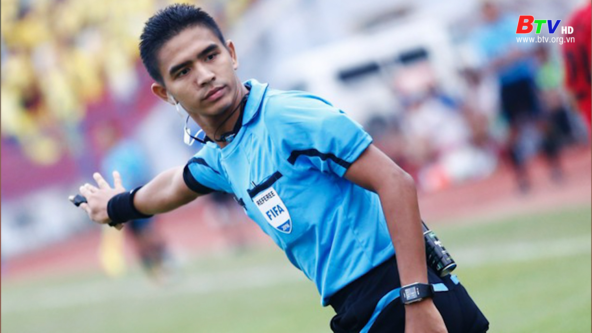 Trọng tài Malaysia tham gia điều hành vòng 11 V-League