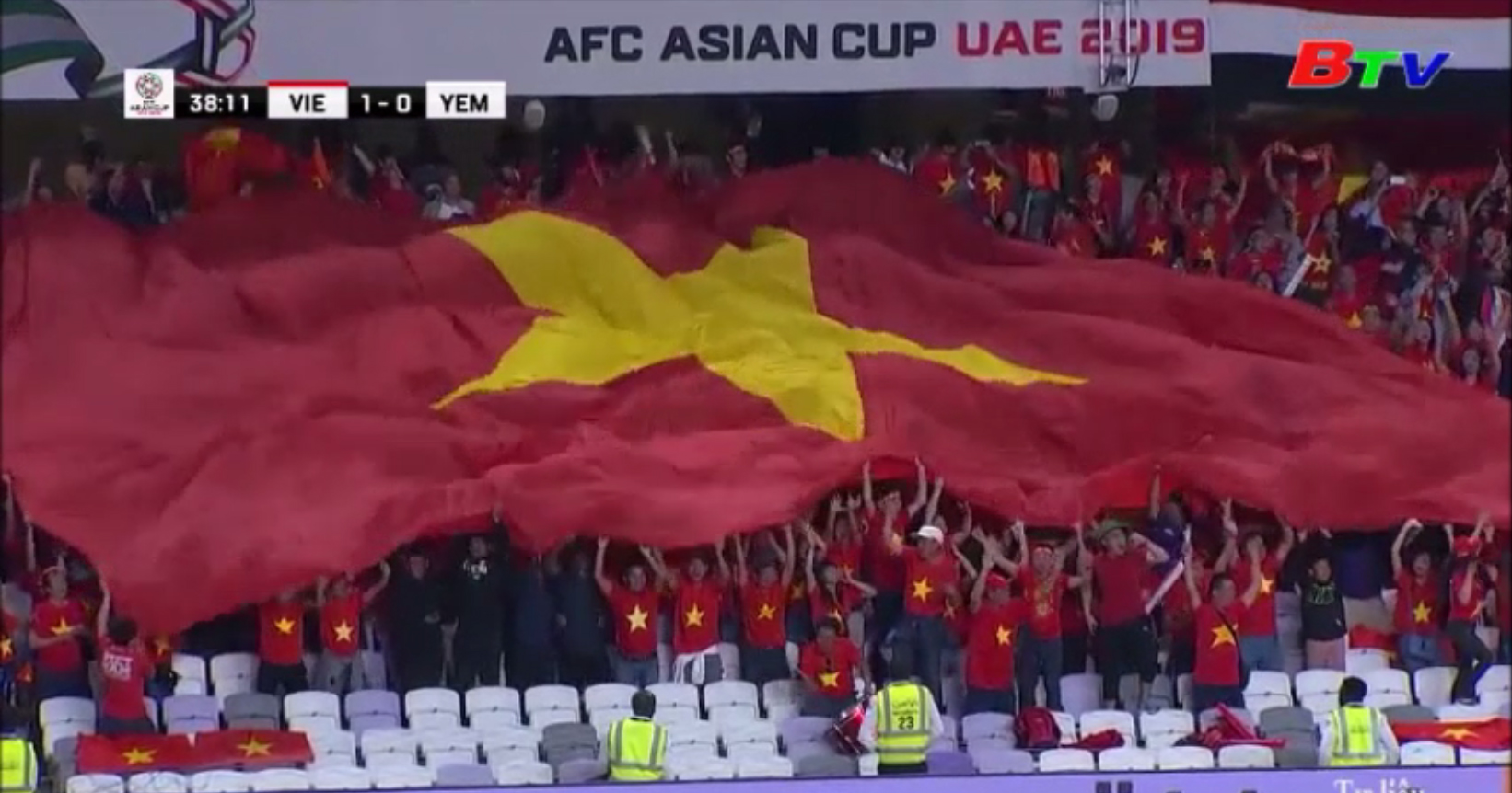 ĐT Việt Nam lọt top khoảnh khắc đẹp Asian Cup 2019