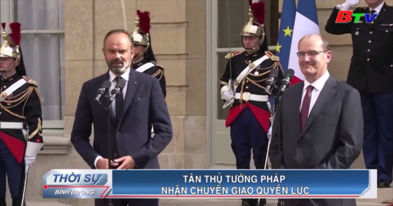 Tân Thủ tướng Pháp nhận chuyển giao quyền lực