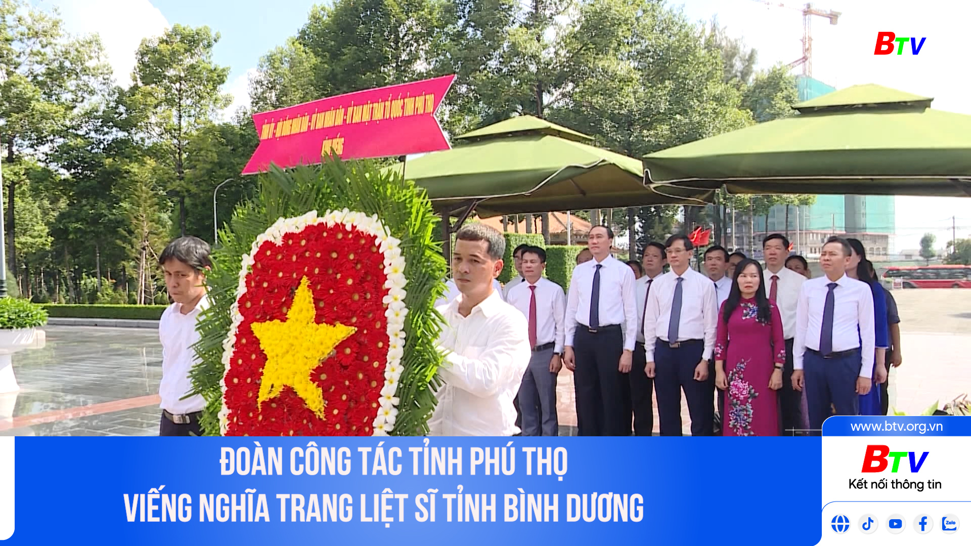 Đoàn công tác tỉnh Phú Thọ viếng nghĩa trang liệt sĩ tỉnh Bình Dương