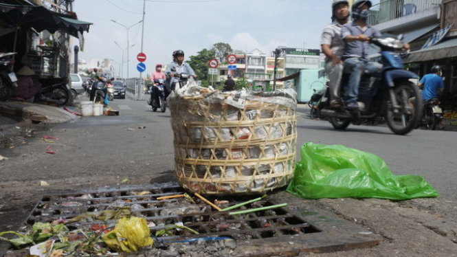 Bảo vệ môi trường - Hãy thay đổi thói quen vứt rác