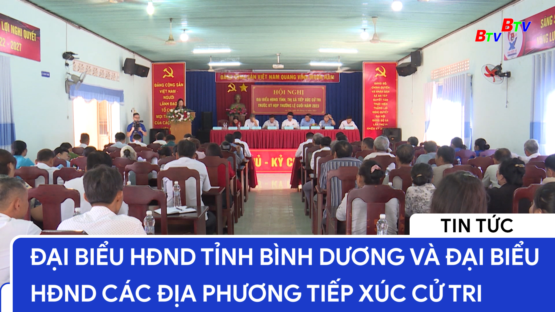 Đại biểu HĐND tỉnh Bình Dương và đại biểu HĐND thị xã Bến Cát, thành phố Thuận An tiếp xúc cử tri 