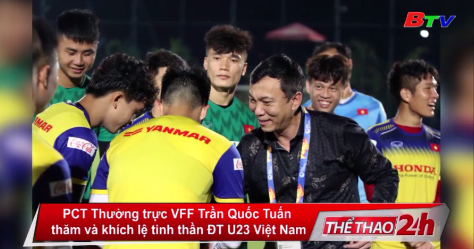 PCT Thường trực VFF Trần Quốc Tuấn thăm và khích lệ tinh thần ĐT U23 Việt Nam
