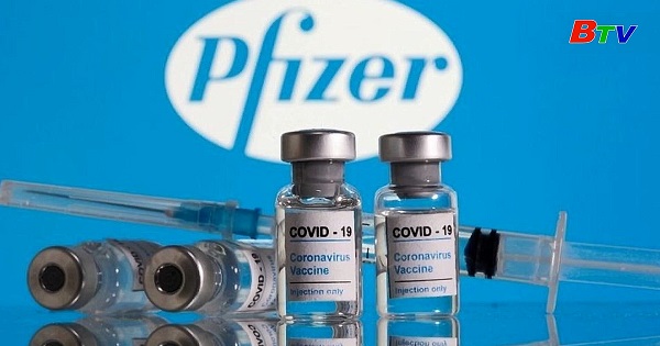 Lô vaccine Pfizer đầu tiên về Việt Nam