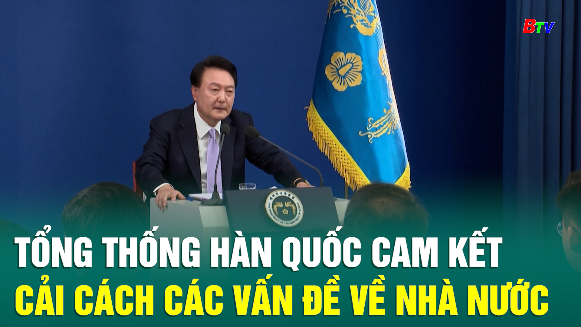 Tổng thống Hàn Quốc cam kết cải cách các vấn đề về nhà nước