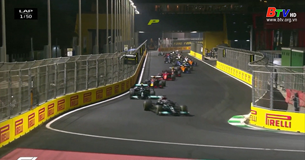 Lewis Hamilton chiến thắng tại GP Ả Rập Saudi 2021