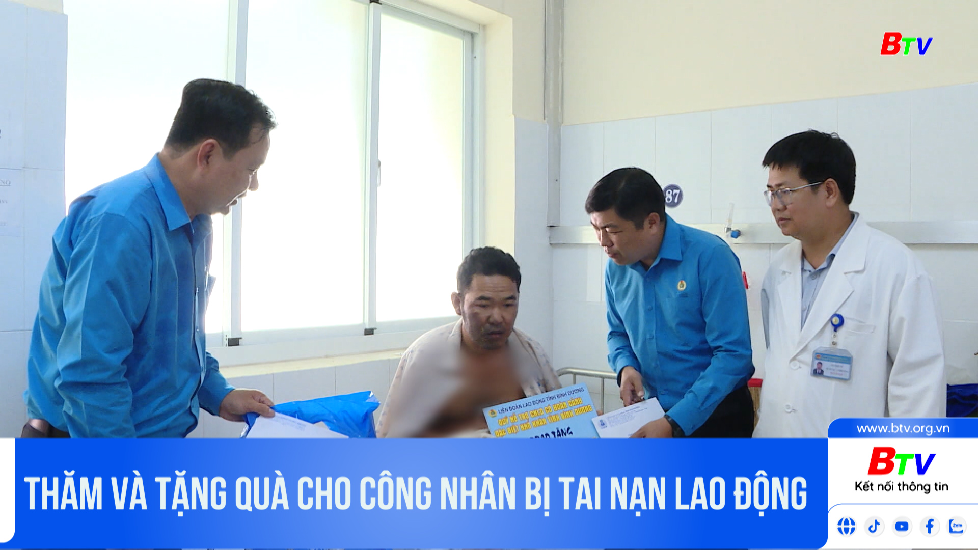 Thăm và tặng quà cho công nhân bị tai nạn lao động