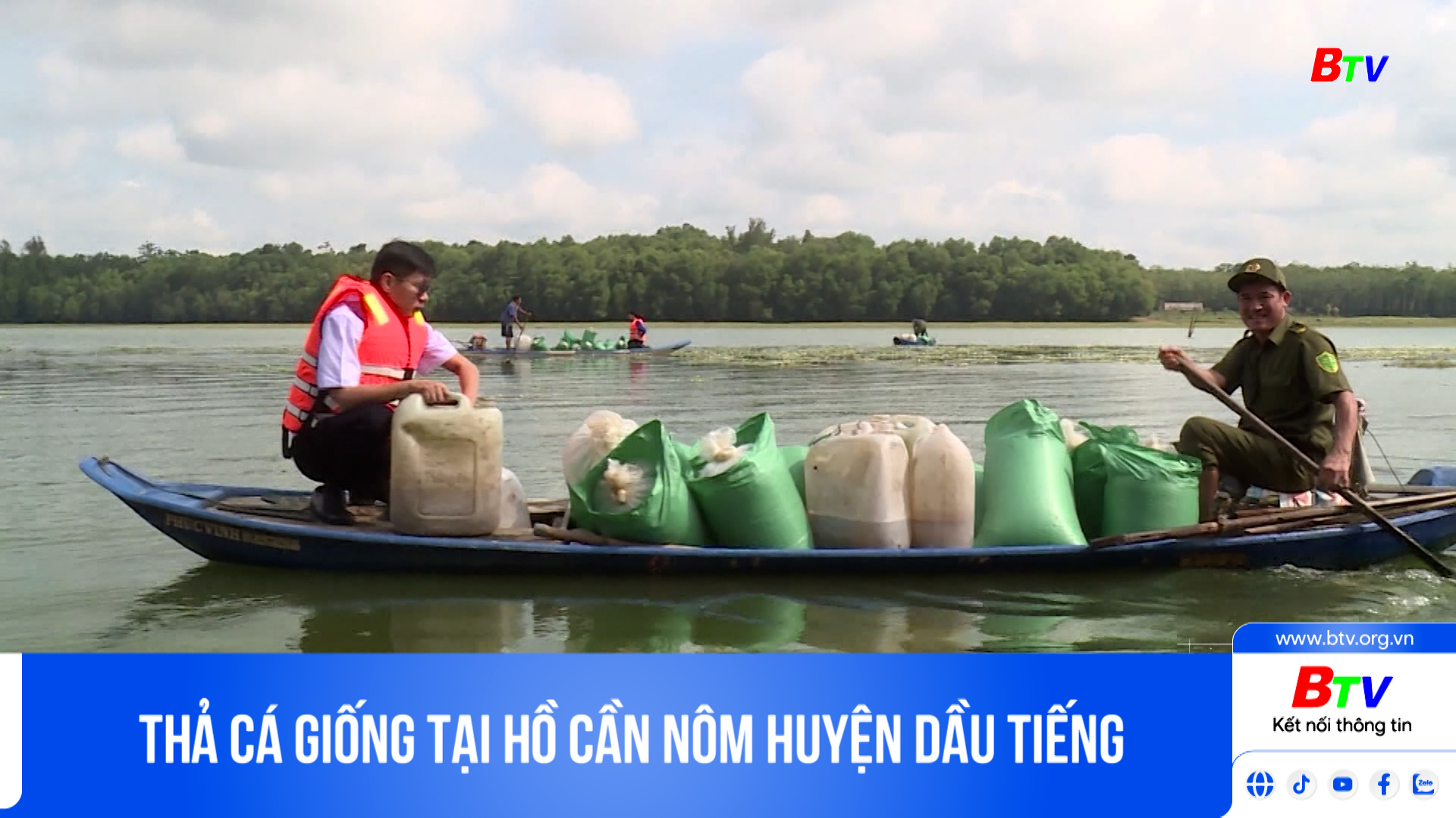 	Thả cá giống tại hồ Cần Nôm huyện Dầu Tiếng