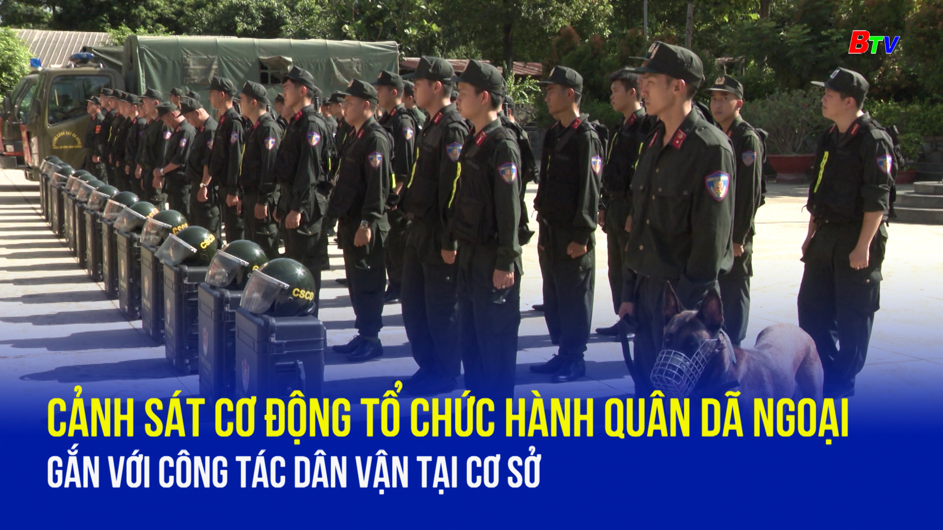 Cảnh sát cơ động tổ chức hành quân dã ngoại gắn với công tác dân vận tại cơ sở