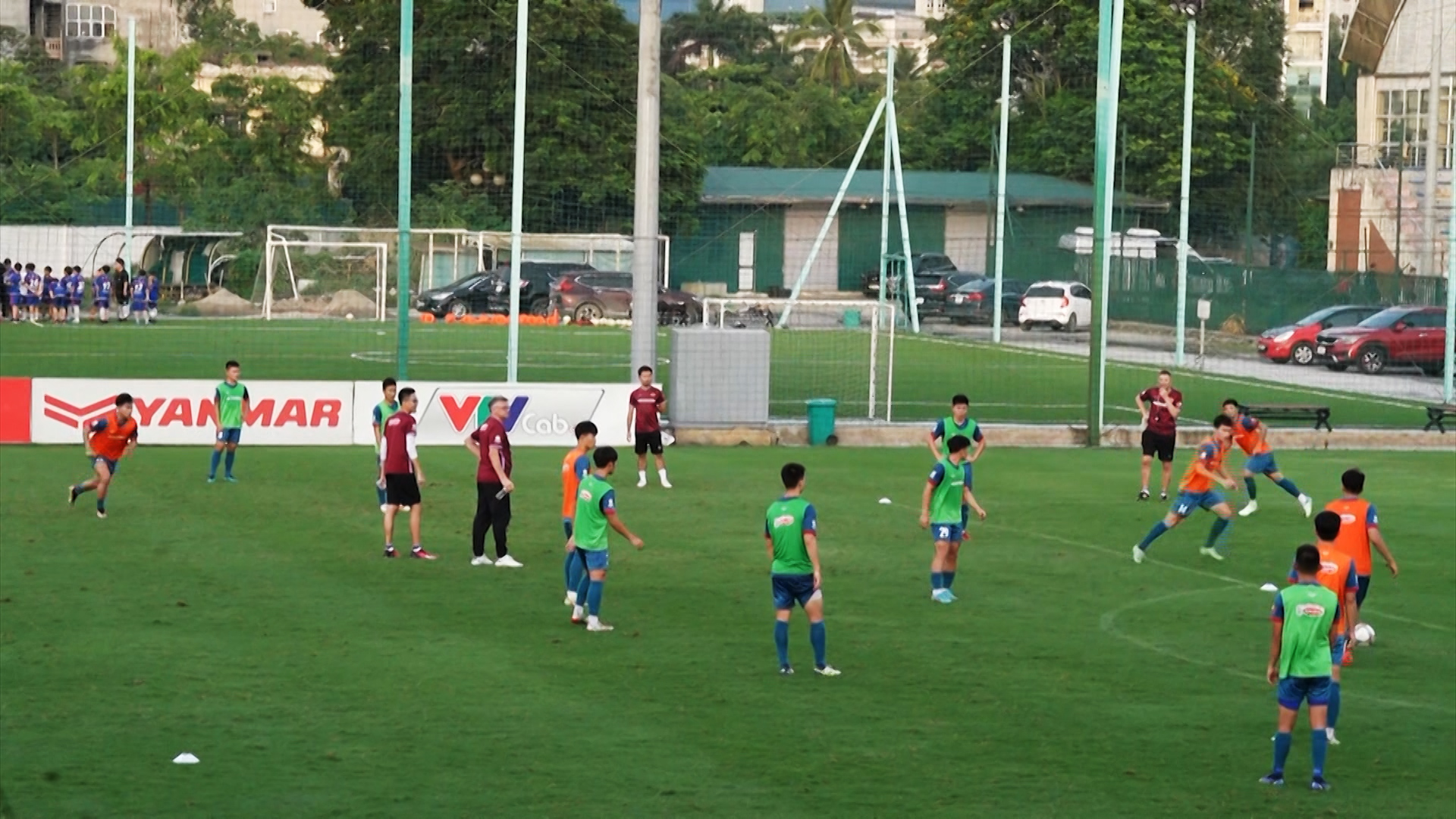 Đội tuyển Việt Nam chia tay thủ môn Nguyên Mạnh do chấn thương