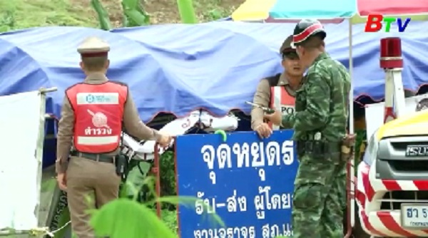 Sức khỏe của 5 người còn lại trong hang Tham Luang vẫn tốt