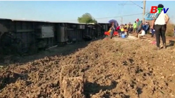 Lật tàu hỏa ở Thổ Nhĩ Kỳ, 10 người chết, 73 người bị thương