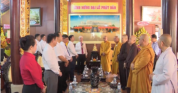 	Lãnh đạo tỉnh Bình Dương chúc mừng Đại lễ Phật Đản năm 2022