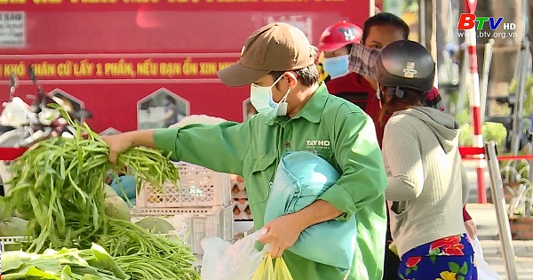 San sẻ yêu thương giữa mùa dịch