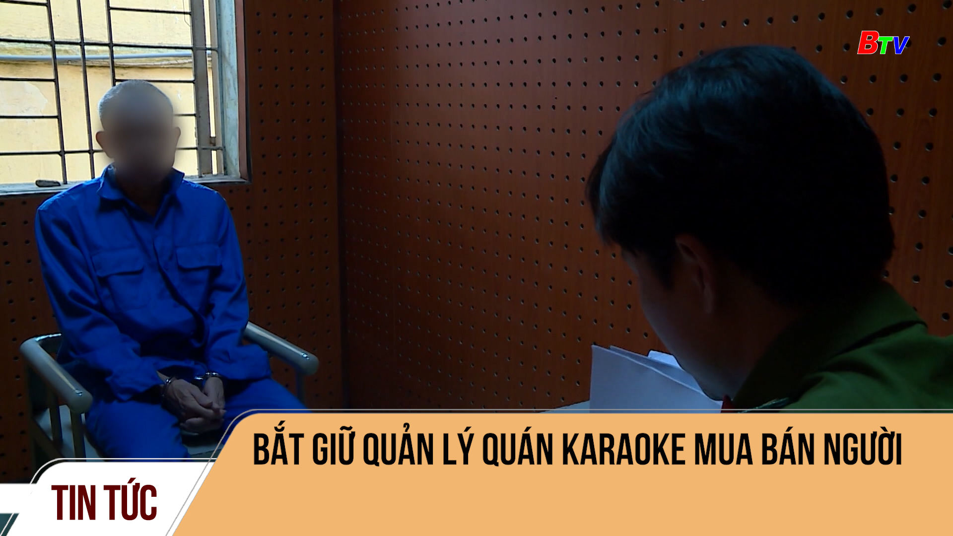 Bắt giữ quản lý quán karaoke mua bán người