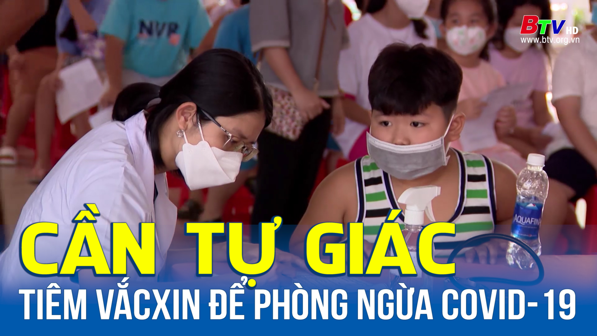 Người dân cần tự giác tiêm vắcxin để phòng ngừa Covid-19  