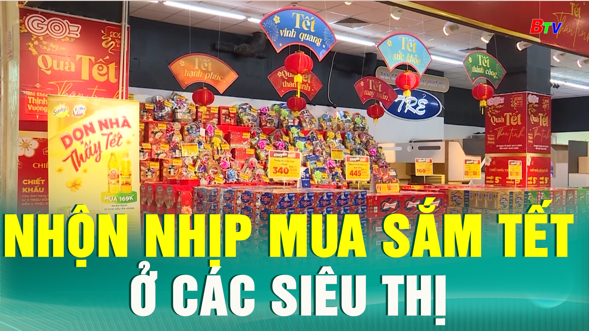 Nhộn nhịp mua sắm tết ở các siêu thị