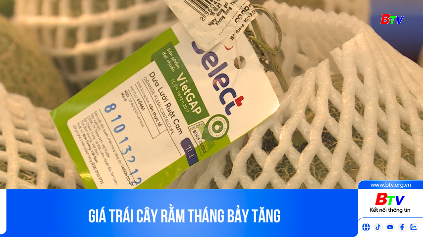 Giá trái cây rằm tháng Bảy tăng