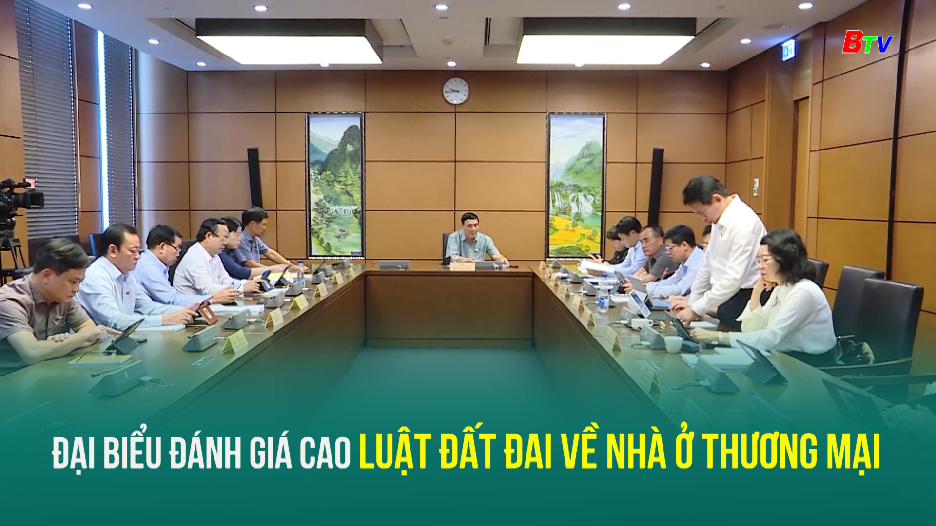 Đại biểu đánh giá cao luật đất đai về nhà ở thương mại