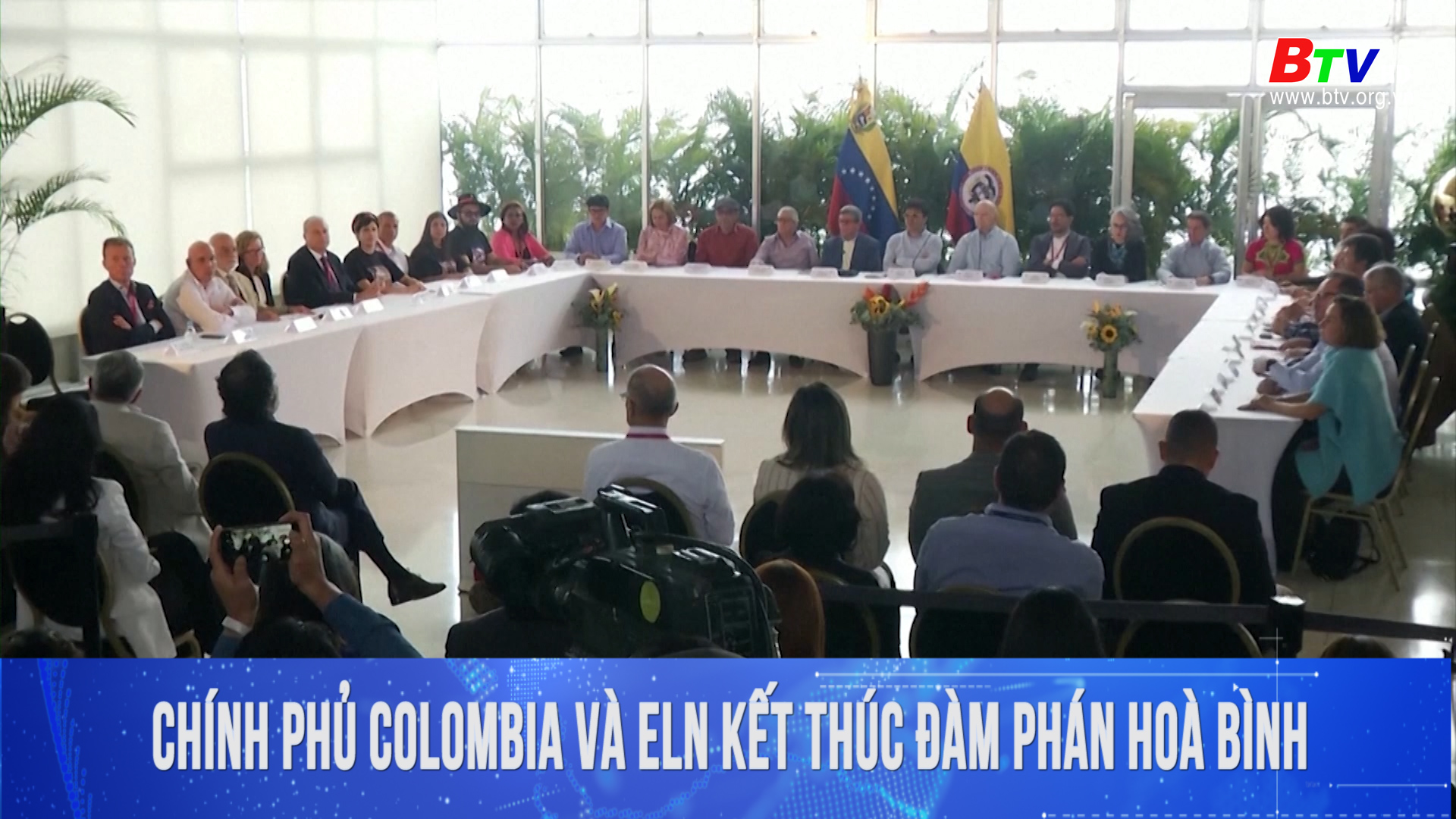 Chính phủ Colombia và nhóm vũ trang Quân đội Giải phóng Quốc gia kết thúc đàm phán hòa bình