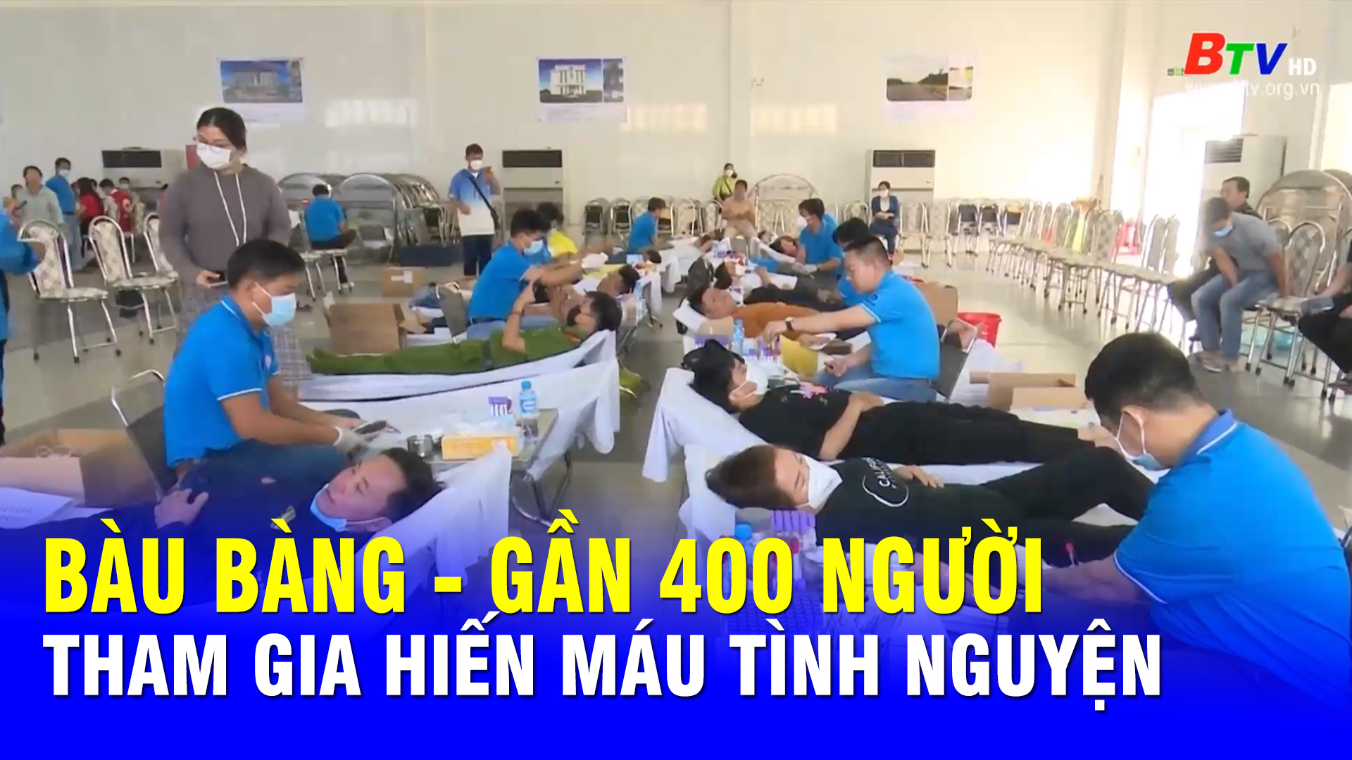 Bàu Bàng - Gần 400 người tham gia hiến máu tình nguyện