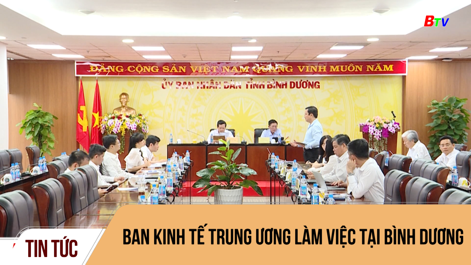 Ban kinh tế trung ương làm việc tại Bình Dương	