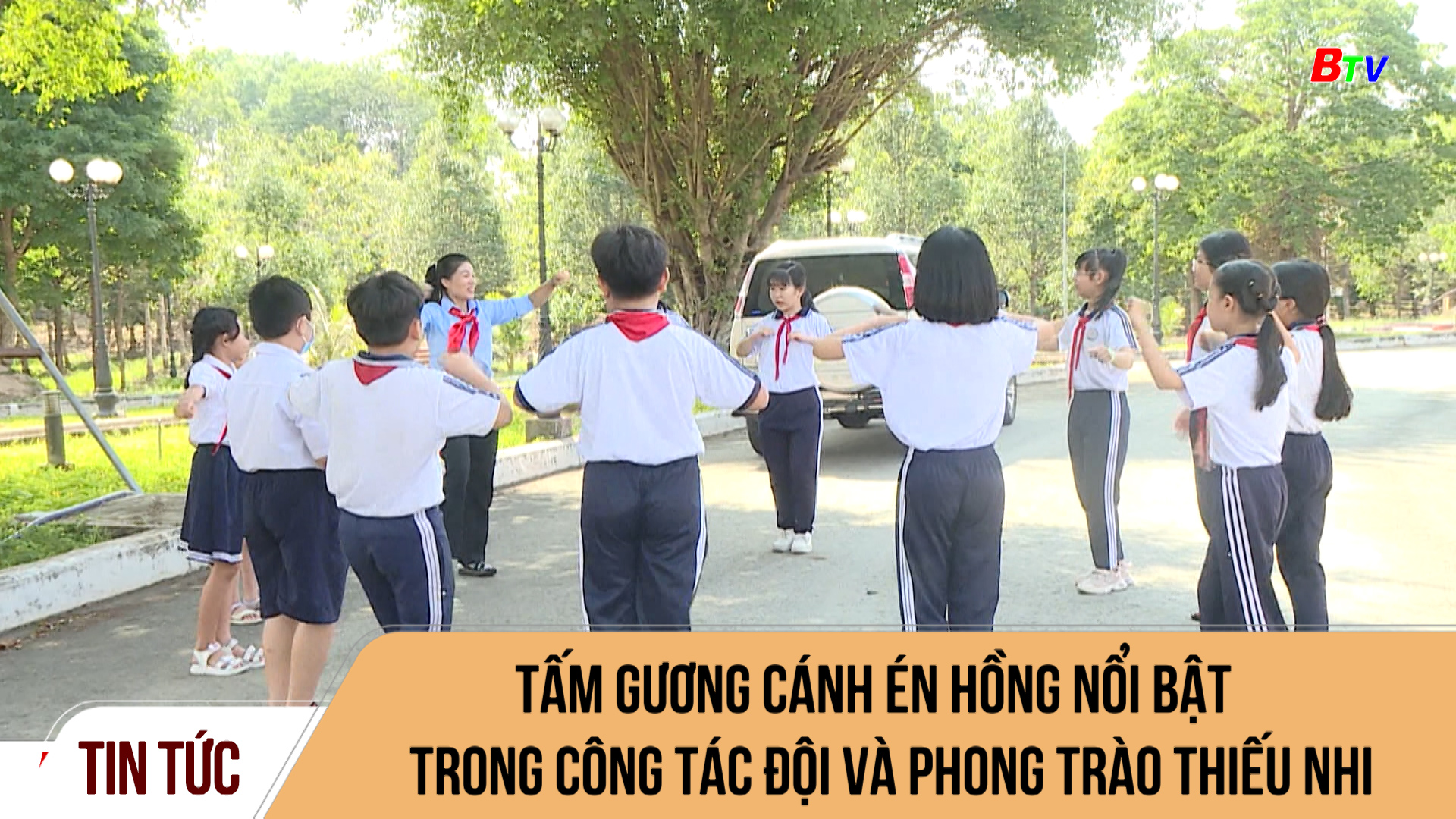 	Tấm gương cánh én hồng nổi bật trong công tác đội và phong trào thiếu nhi