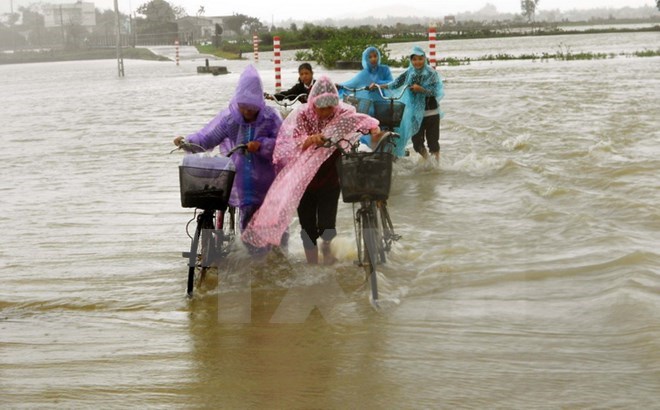 Thừa Thiên-Huế đến Phú Yên ngập lụt nặng 