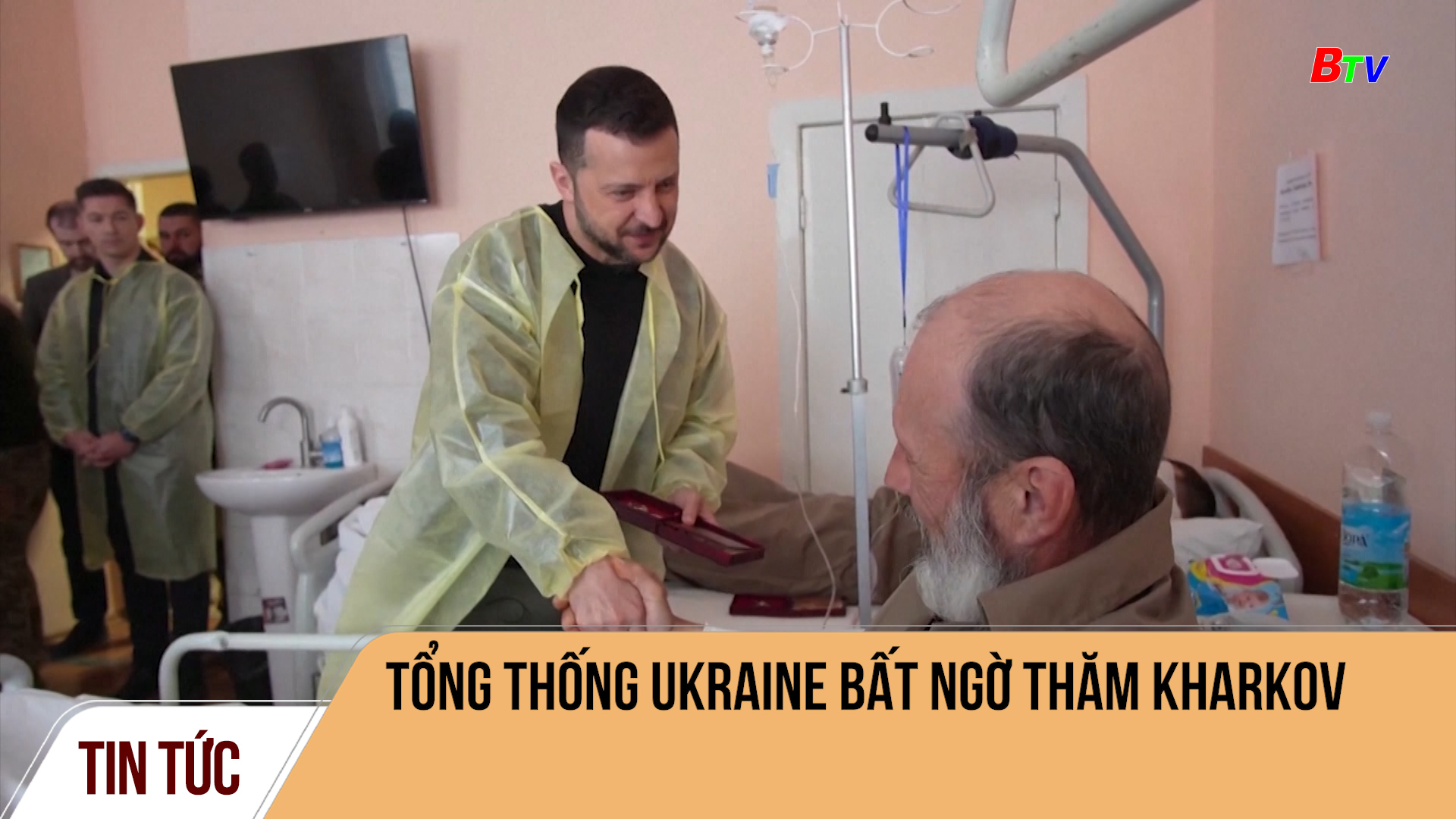 Tổng thống Ukraine bất ngờ thăm Kharkov