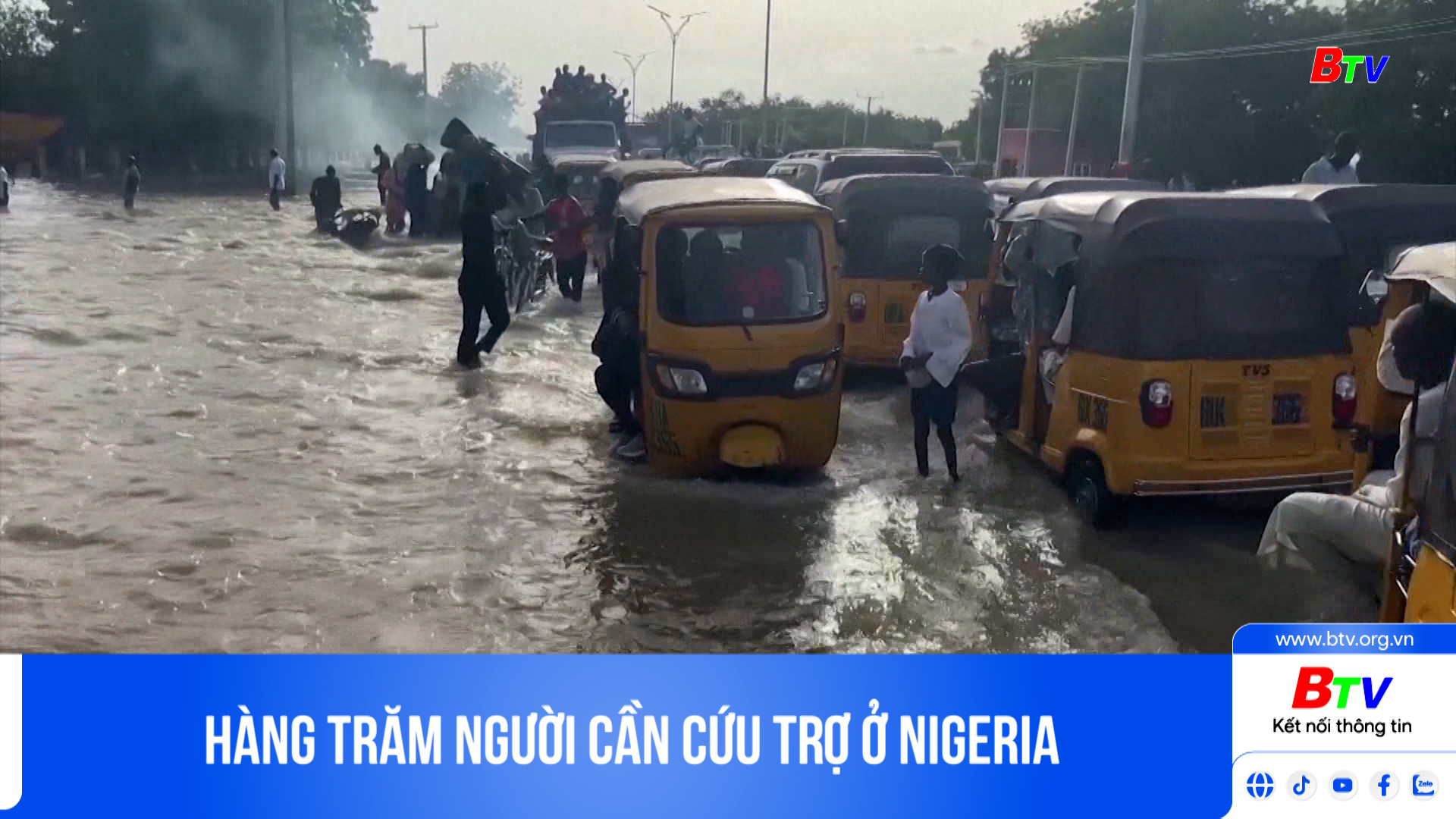 Hàng trăm người cần cứu trợ ở Nigeria