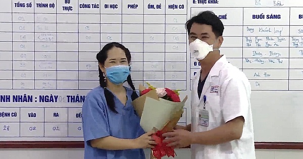 Bệnh nhân sốc phản vệ sau tiêm vắc xin COVID-19 được xuất viện