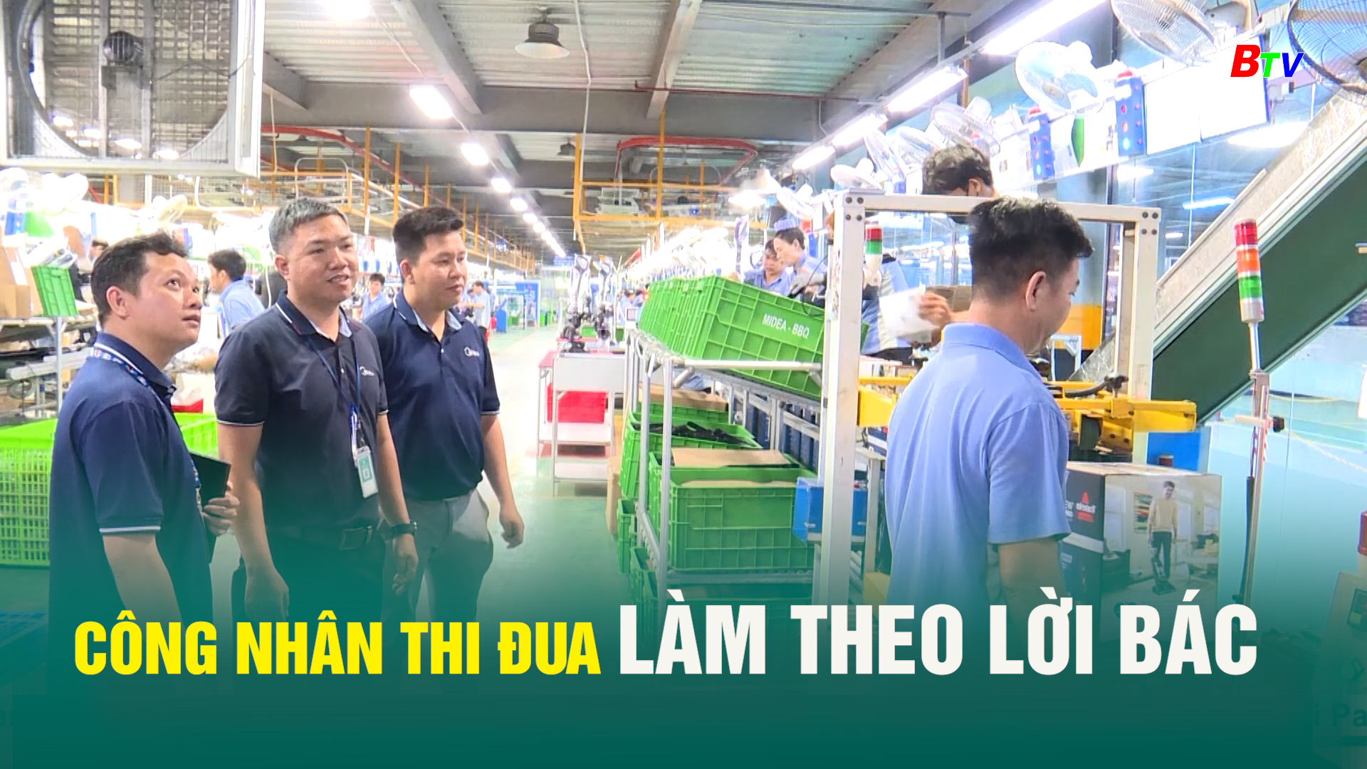 Công nhân thi đua làm theo lời Bác