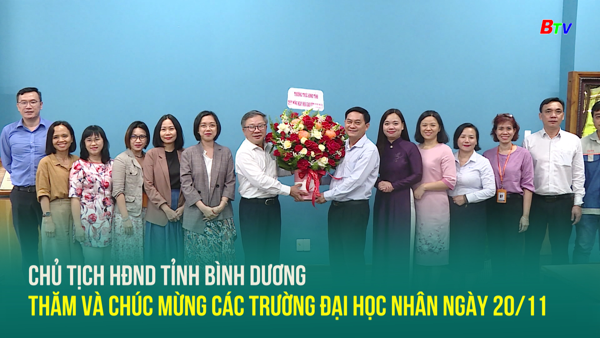 Chủ tịch HĐND tỉnh Bình Dương thăm và chúc mừng các trường đại học nhân ngày 20/11	