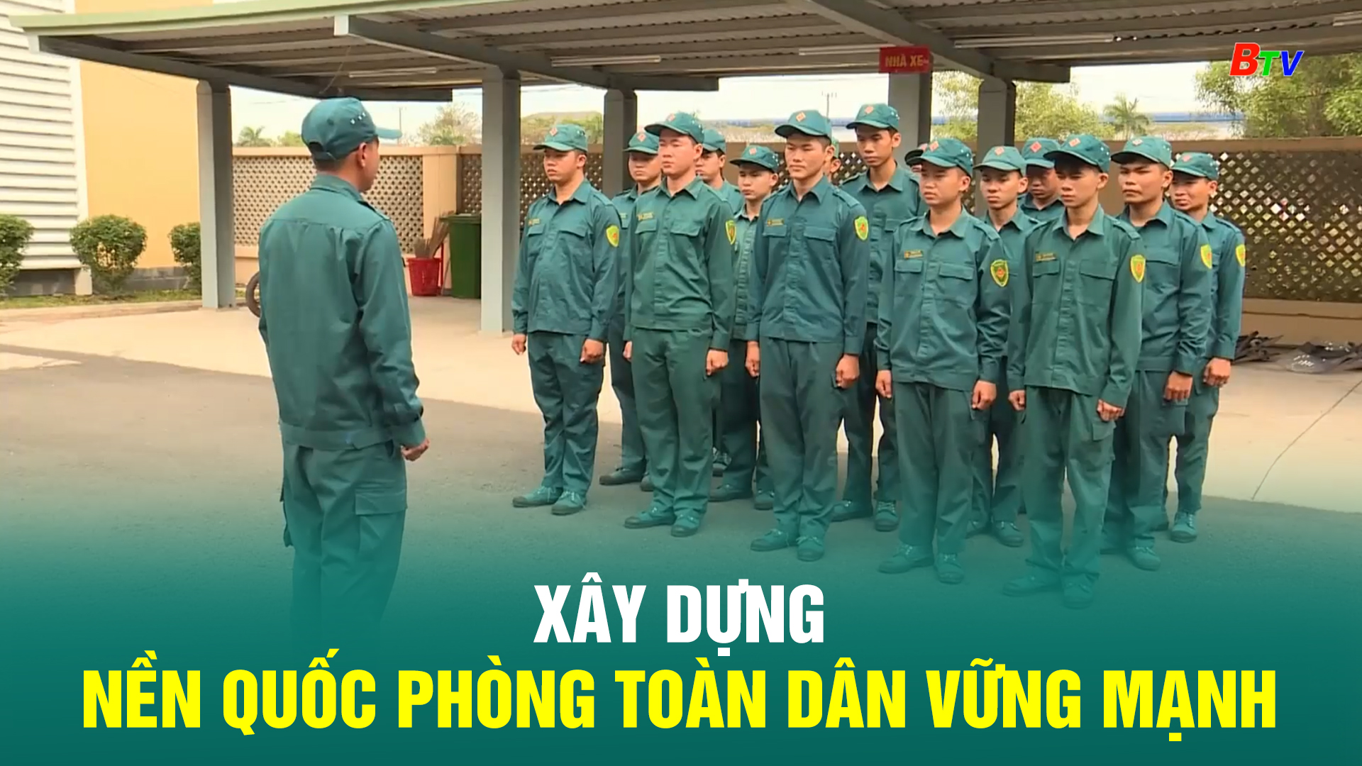 Xây dựng nền quốc phòng toàn dân vững mạnh