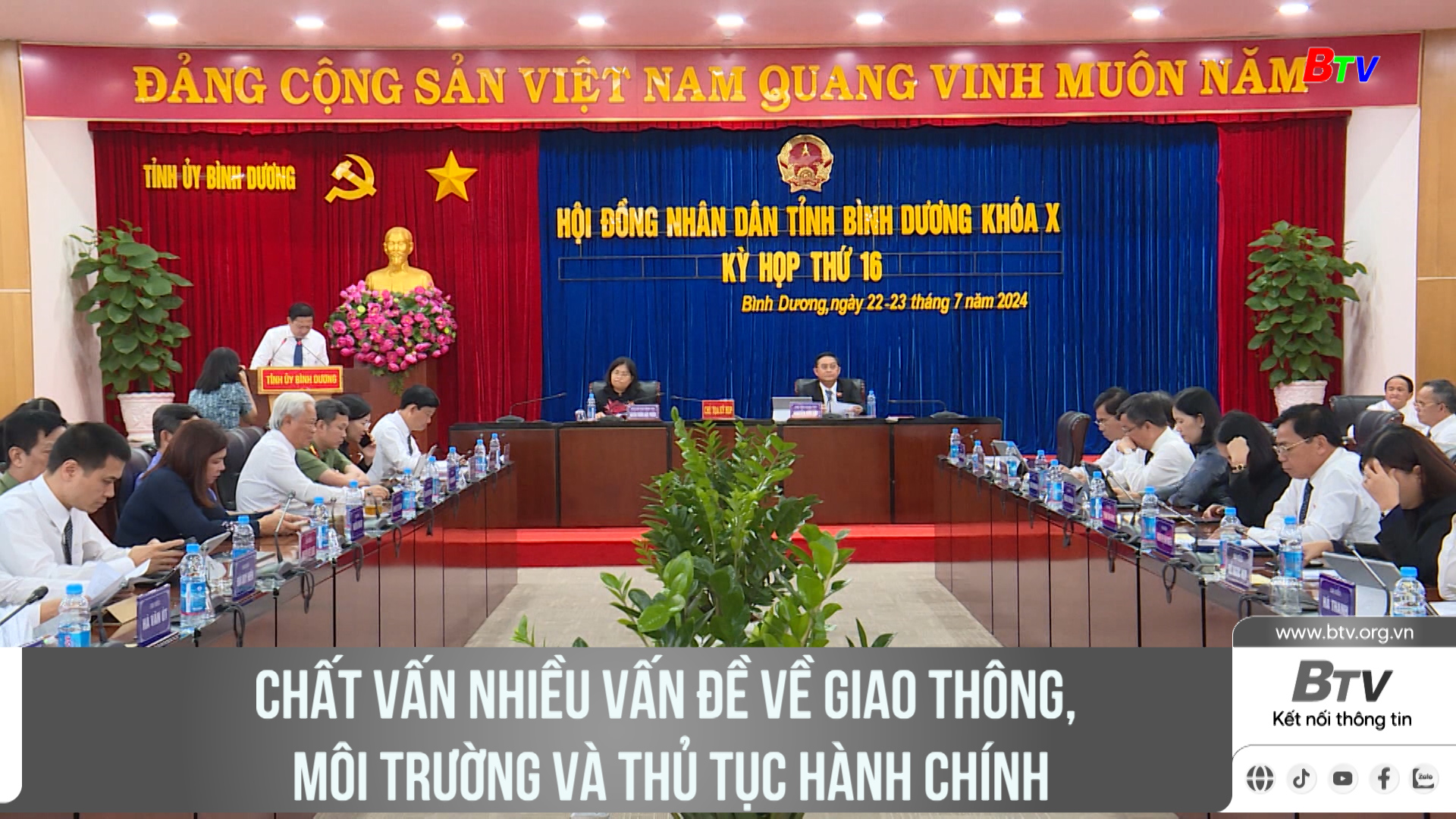 Chất vấn nhiều vấn đề về giao thông, môi trường và thủ tục hành chính