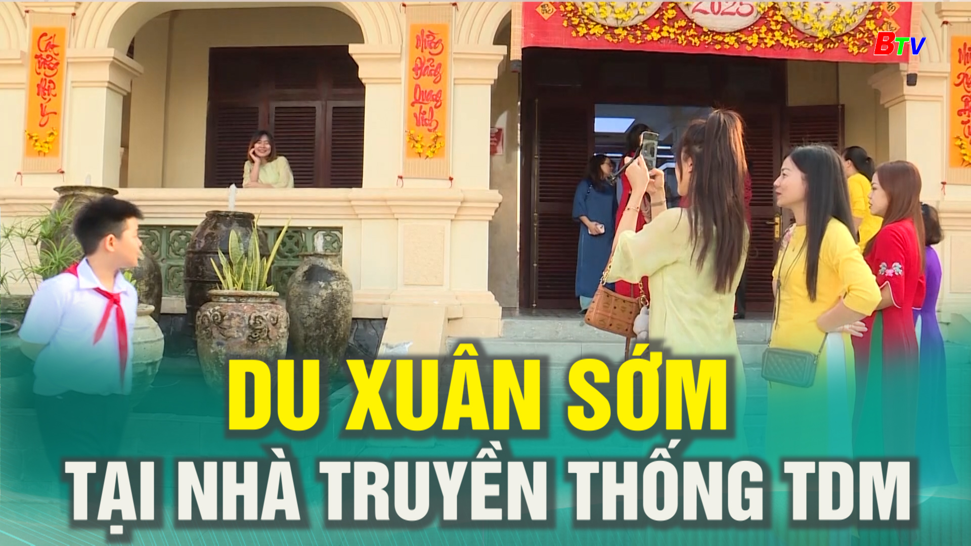 Du Xuân sớm tại nhà truyền thống TDM