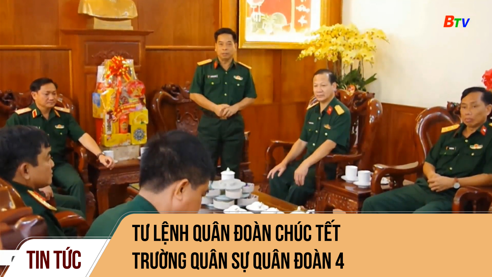 Tư lệnh Quân đoàn chúc Tết Trường Quân sự Quân đoàn 4