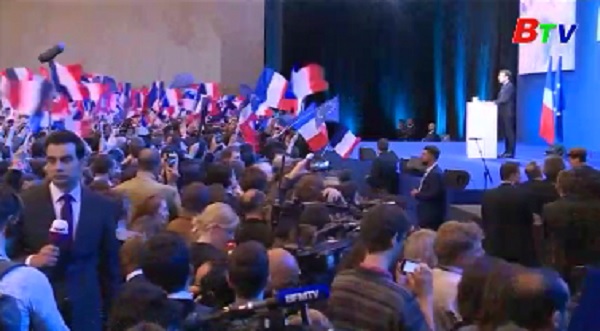 Ứng viên Macron kêu gọi người dân Pháp đoàn kết