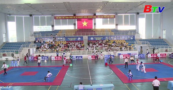Khởi tranh Giải vô địch Taekwondo tỉnh Bình Dương năm 2021