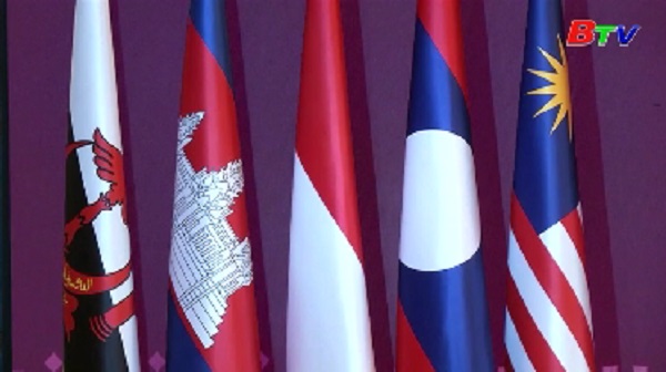 Thủ tướng Nguyễn Xuân Phúc dự Phiên toàn thể Hội nghị cấp cao ASEAN lần thứ 34
