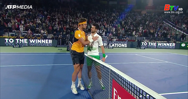 Dừng bước sớm ở Dubai, Djokovic chia tay vị trí số 1 ATP