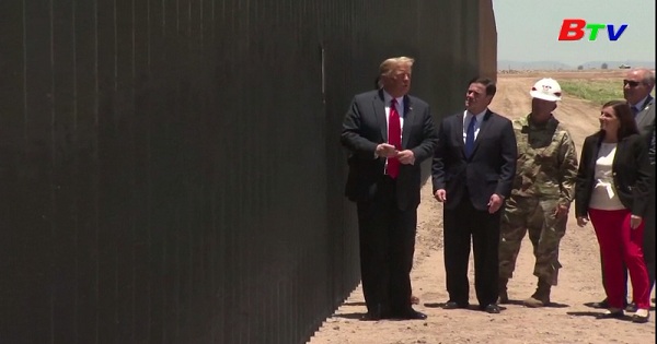 Mỹ đã xây xong hàng trăm Km bức tường với biên giới  Mexico