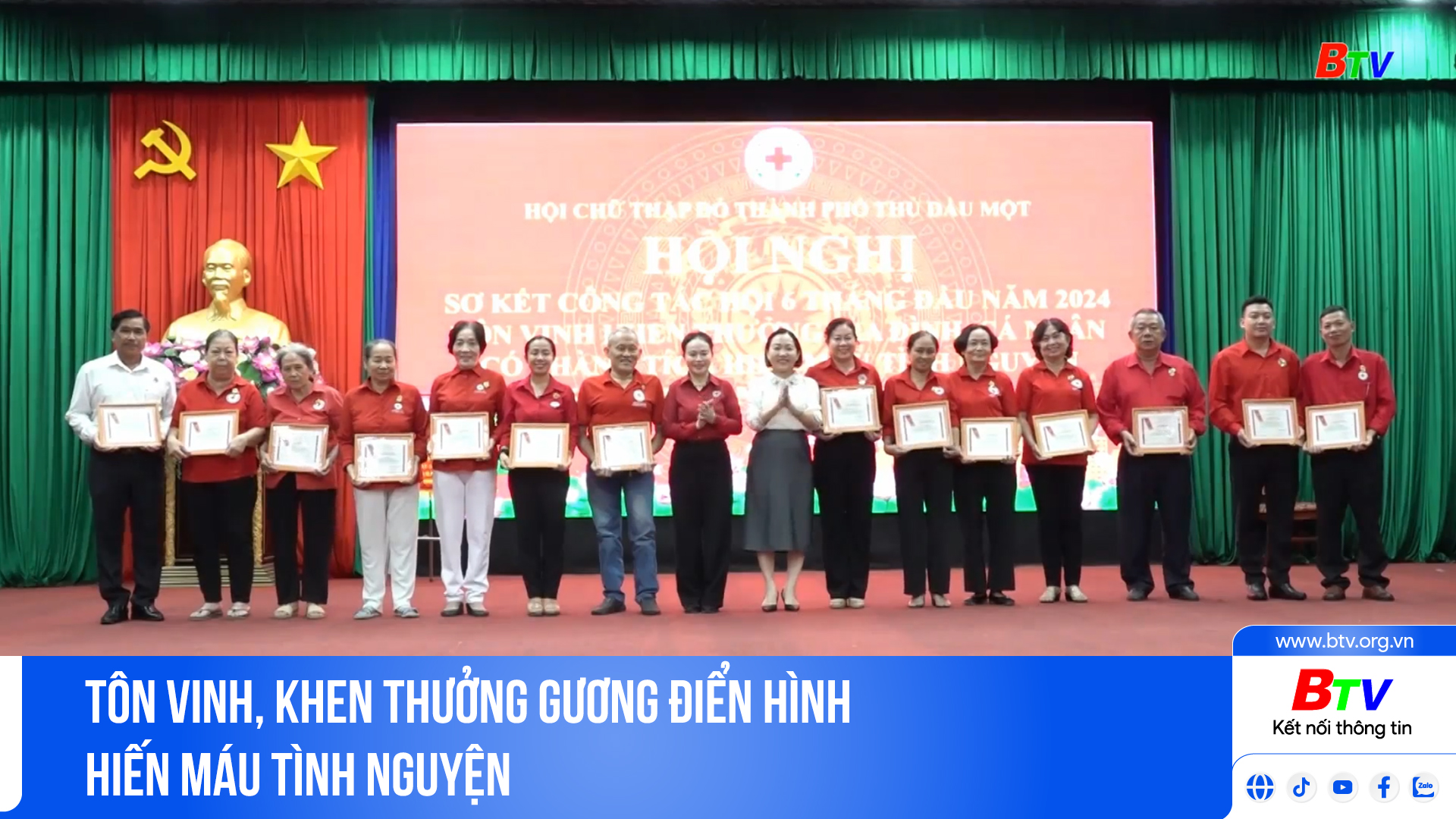 Tôn vinh, khen thưởng gương điển hình hiến máu tình nguyện